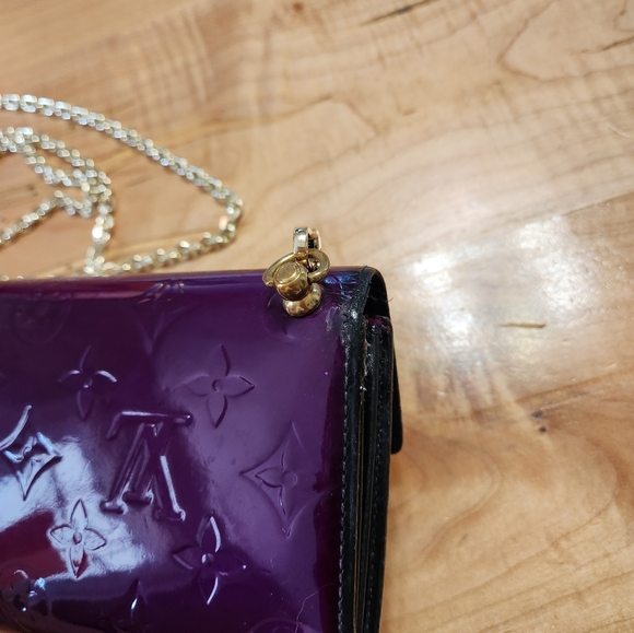 Louis Vuitton Wallet - Picture 4 of 9